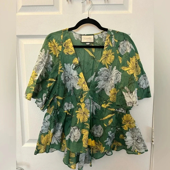 ALEXIS DAYAL FLORAL PRINT SHORT-SLEEVE HIGH-LOW PEPLUM TOP GREEN & YELLOW - Picture 4 of 8